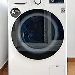 Apto Mercado - Con Garaje Privado Apartamento