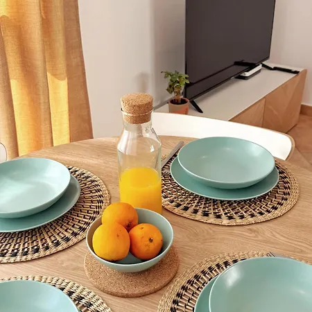 Apto Mercado - Con Garaje Privado Apartman *